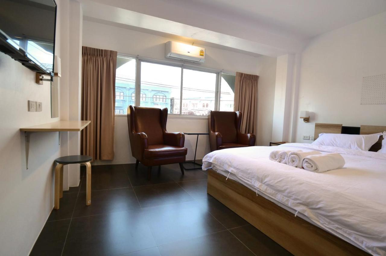 Breeze Hostel Pattaya Exterior photo