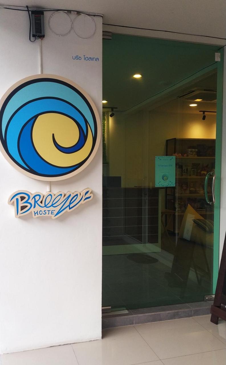 Breeze Hostel Pattaya Exterior photo